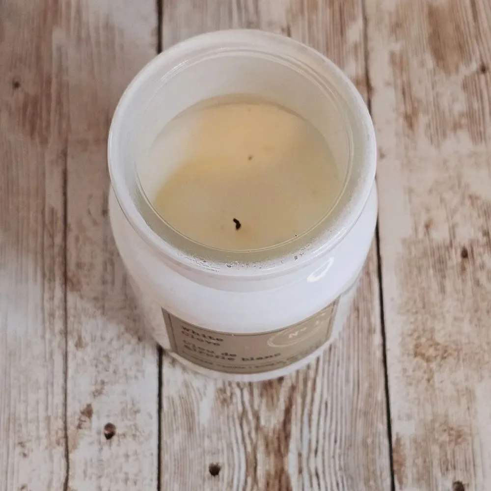 White clove Clou de girofle blanc parfumed candle